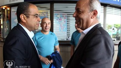 سفير مصر بالجابون يودع بعثة المصري