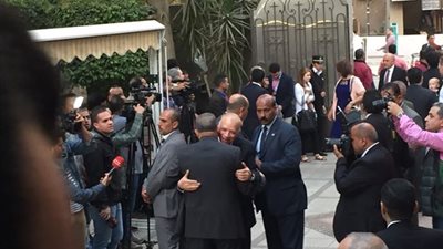 صور| الأقباط يحتفلون بعيد القيامة المجيد في الكنيسة الإنجيلية بمصر الجديدة