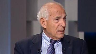 فيديو| فاروق الباز: السيسي أعاد ثقة الشعب فى نفسه