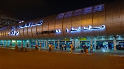 ضبط 49 هاربًا من تنفيذ 58 حكمًا قضائيًا فى حملة أمنية بمطار القاهرة