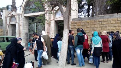سكرتير عام الغربية يشارك المواطنين احتفالاتهم بشم النسيم 2018