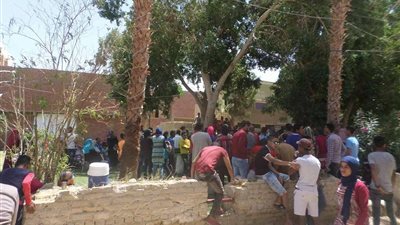 صور| مواطني الوادي الجديد يواصلون الاحتفال بشم النسيم بالمناطق الأثرية