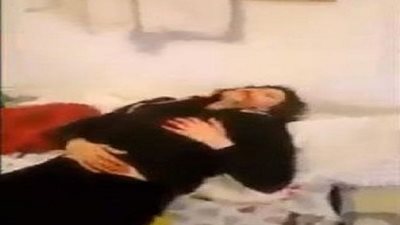 فلاح يطعن شقيقته بالسكين لعدم زيارتها لأسرتها منذ زواجها بالشرقية