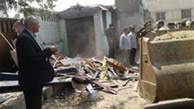 صور| حملة لإزالة الاشغالات بشوارع كفر الزيات بالغربية