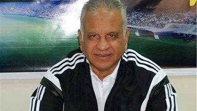 أبوالمجد يجري التقييم الأول للاعبي فريق 