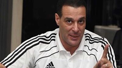 غضب بين الحكام بعد إتهام عبد الفتاح لهم بالرشوة مع مسئولي الكاف