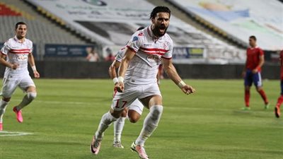 إيهاب جلال ينوي الدفع بـ 