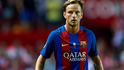 نجم برشلونة يخضع لعملية جراحية