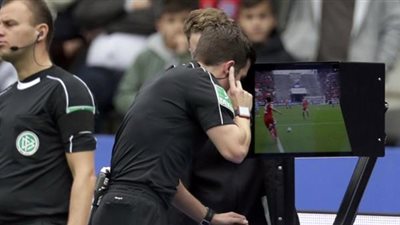 شركات مغربية وفرنسية تتسابق علي تقنية حكم الفيديو