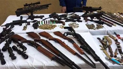 القبض على67 متهمًا بحوزتهم 71 قطعة سلاح نارى فى حملة أمنية مكبرة