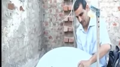 فيديو| صدق أولا تصدق.. كفيف يعمل في تركيب 