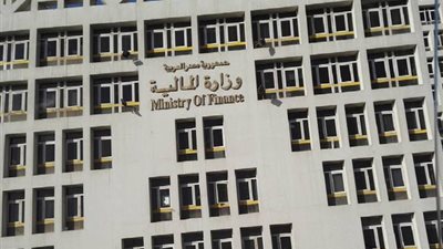 المالية: نستهدف إصدار أذون خزانة بـ