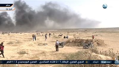 صور| قوات الاحتلال تطلق عدد كبيرًا من القنابل على الصحفيين الفلسطينيين