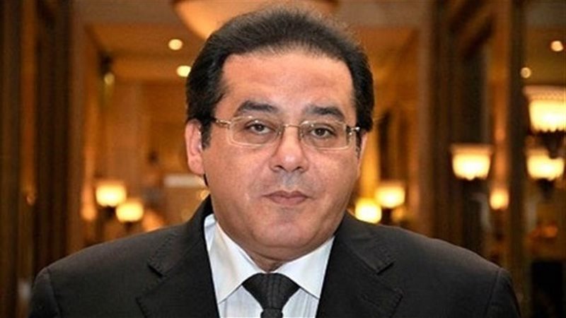 أيمن نور 