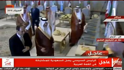 أمير المنطقة الشرقية يودع الرئيس السيسي متجهًا لمقر إقامته