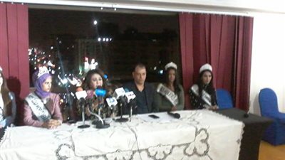 صور| ملكات جمال العرب يرددن على رانيا مصطفى في مؤتمر صحفي
