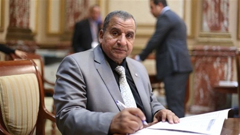 عبد الحميد كمال عضو