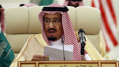 صور| العاهل السعودي لرؤساء وقادة العرب مغردًا: 