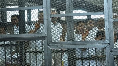 جنايات القاهرة تبدأ جلسة محاكمة مستشار مرسى فى قضية 