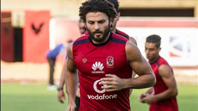 الأهلي ينهي ترتيبات رحلة الإمارات لمواجهة 