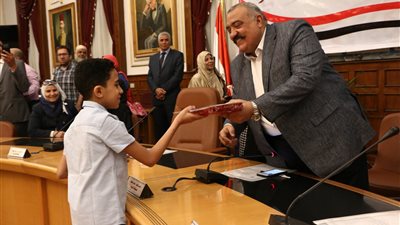 صور| محافظة القاهرة تكرم أوائل المسابقة الدينية