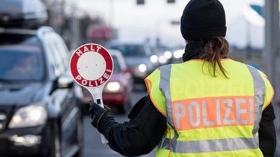 ألمانيا تلغي التفتيش الحدودي مع اليونان.. وتمدده مع النمسا