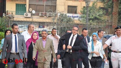 صور| وزير الآثار يصل المتحف المصري لافتتاح معرض أثري جديد