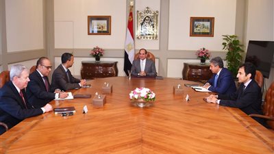 متحدث الرئاسة: لقاءات السيسي تزيد ثقة المستثمرين في مصر