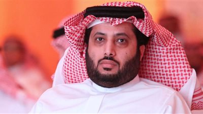 تركي آل الشيخ يتكفل بسداد ديون الشباب ويجنبه العقوبة