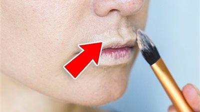 امشي على الموضة.. طريقة تكبير الشفايف في البيت بسهولة 