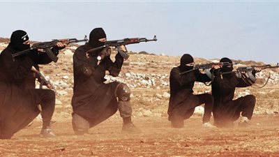 داعش يشن هجومًا على قوات النظام السوري