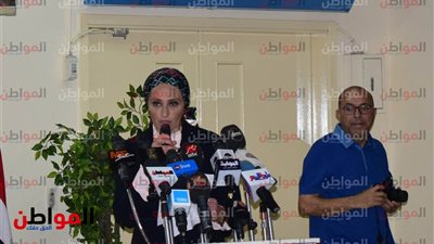 صور| بدء احتفال 