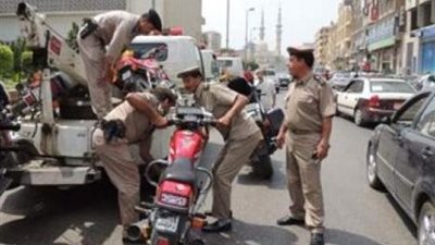 حملة مرورية تسفر عن ضبط 74 سيارة ودراجة نارية بدون لوحات معدنية بالوادى الجديد