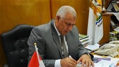 محافظ الوادي الجديد يقرر سحب الاراضي الغير مستغلة من المصالح الحكومية