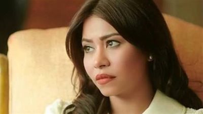 بعد قليل.. شيرين عبدالوهاب تتلقى عزاء والدها
