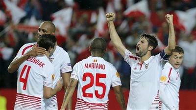 إشبيلية بالقوة الضاربة أمام برشلونة في نهائي الكأس