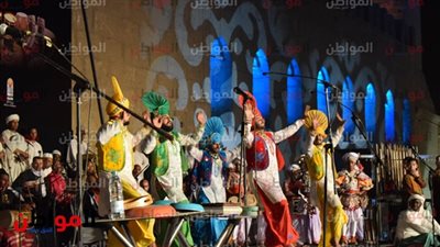 فيديو| فرقة الهند تشعل احتفالات مهرجان الطبول الدولي في شارع المعز