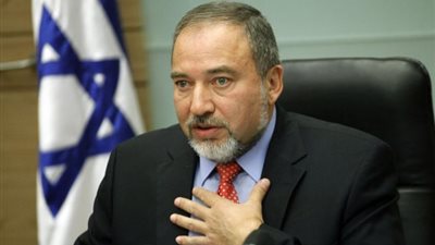 الجيش الإسرائيلي يطالب مصر بمنع تشييع الشهيد 
