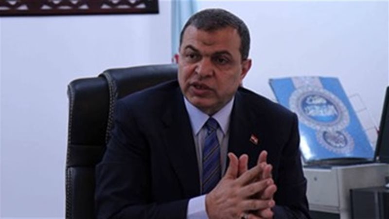 وزير القوي العاملة
