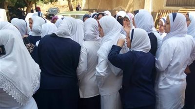 تعرف على رد فعل رئيس مدينة السنطة بعد إضراب ممرضات المستشفى العام عن العمل