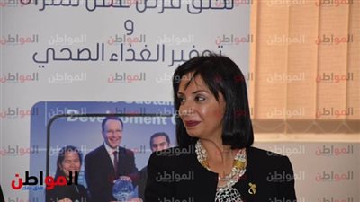 صور| تفاصيل  نقاش