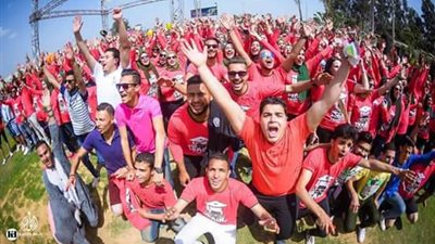 شاهد| اتحاد طلبة تجارة طنطا يحتفل بتخريج الدفعة 41