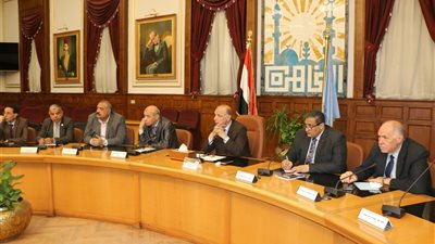 صور| القاهرة تقيم 9 شوادر رمضانية بالتعاون مع الغرفة التجارية
