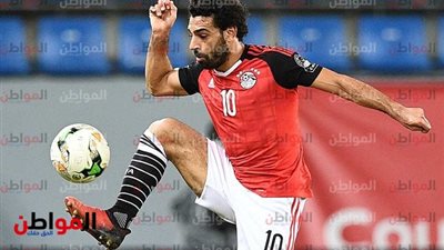 هاني أبو ريدة يهنئ محمد صلاح على جائزة لاعب العام في إنجلترا   
