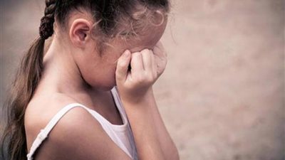 اليوم استكمال محاكمة الأب المتهم بهتك عرض نجلته فى البساتين 
