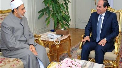 فيديو| شيخ الأزهر يهنئ الرئيس السيسي بمناسبة ذكرى تحرير سيناء