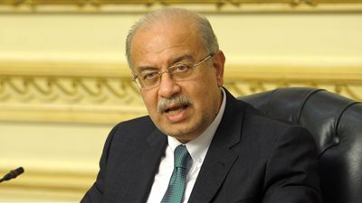 رئيس الوزراء يجتمع بوزيري التخطيط والتنمية المحلية