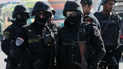 ضبط صاحب محل هارب من تنفيذ أحكام بالسجن بالقناطر الخيرية