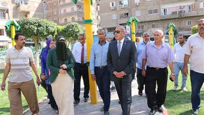 محافظ السويس يتفقد الحدائق العامة عقب تطويرها بشارع بورسعيد‎ 