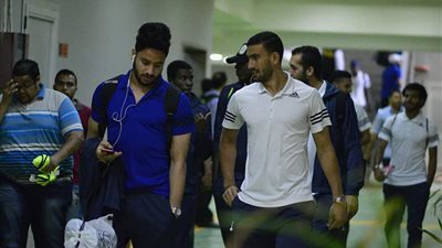 صور| وصول لاعبي الإسماعيلي لملعب برج العرب